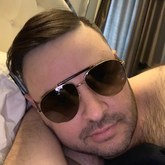 Meet your Posher, Noe - Picture 2 of 16